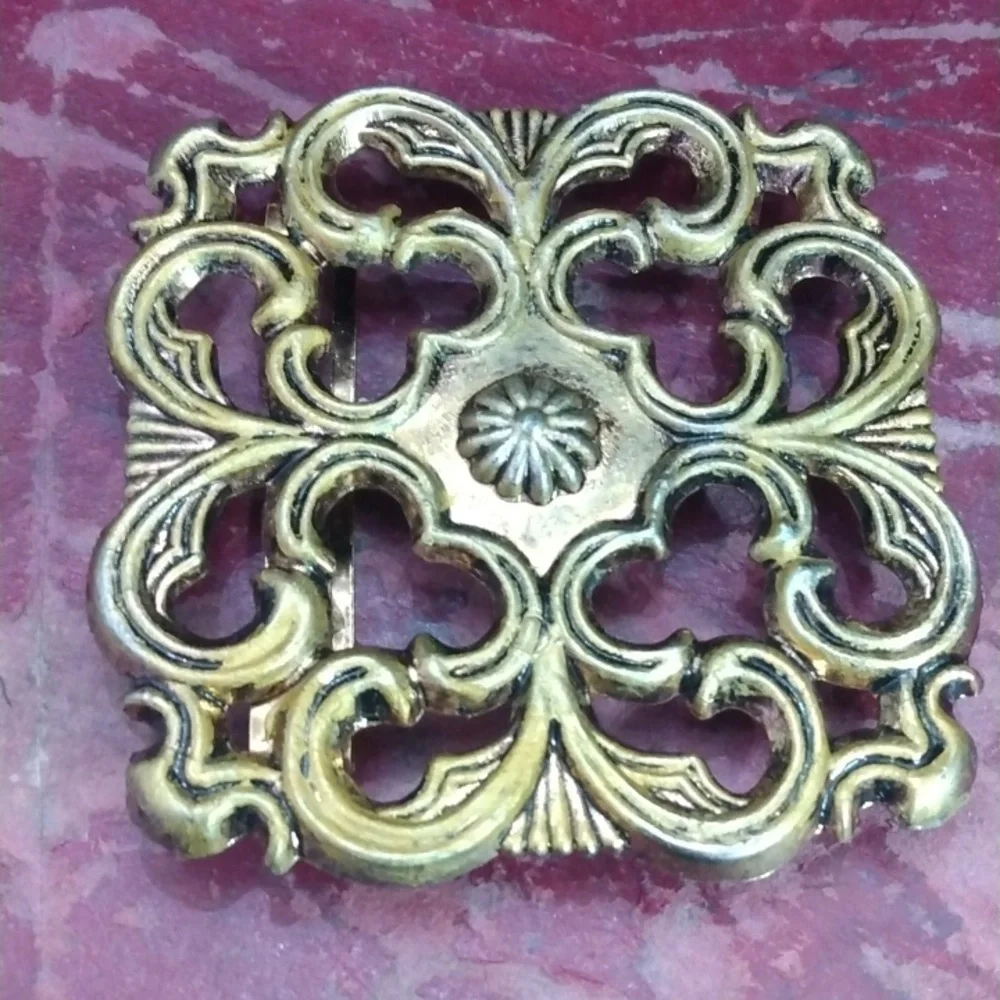 Vintage buckle